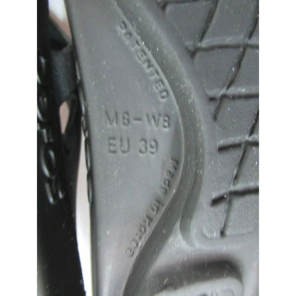 OOFOS Ooahh Thong Sandals Mens Size 6 Womens 8 - EU 39 Black Recovery Comfort